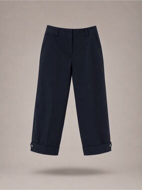 Daisy Fuentes Black Capris with Cuffed Hem